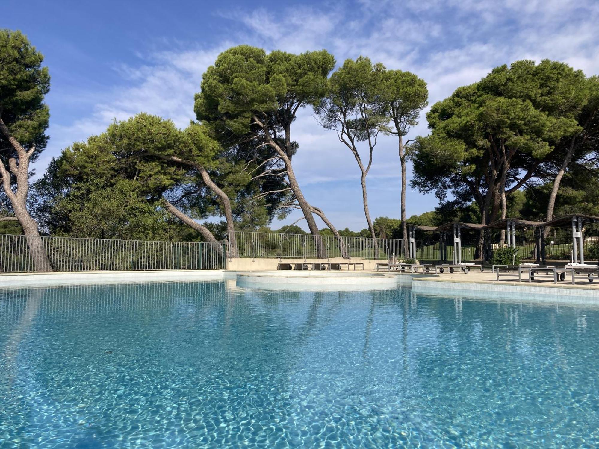 La Perle Du Golf -Magnifique Vue Clim Linge Golf Saumane 6P Piscine Tennis Екстериор снимка